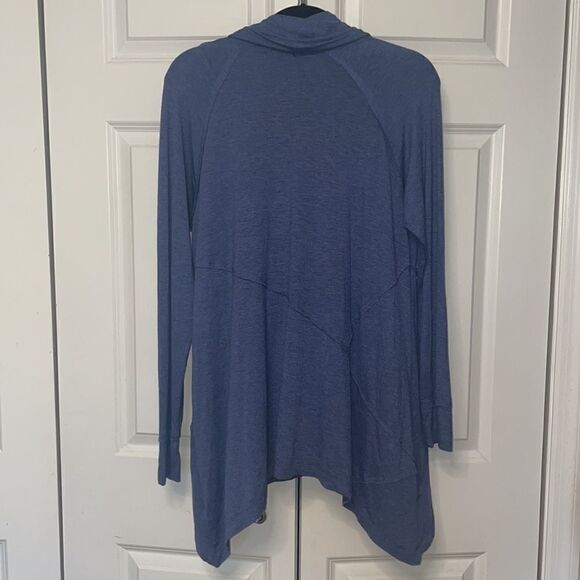 Verve Ami cowl neck shirt - Picture 8 of 8